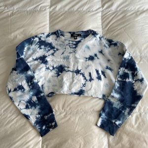 NWOT Misguided Crop sweatshirt
